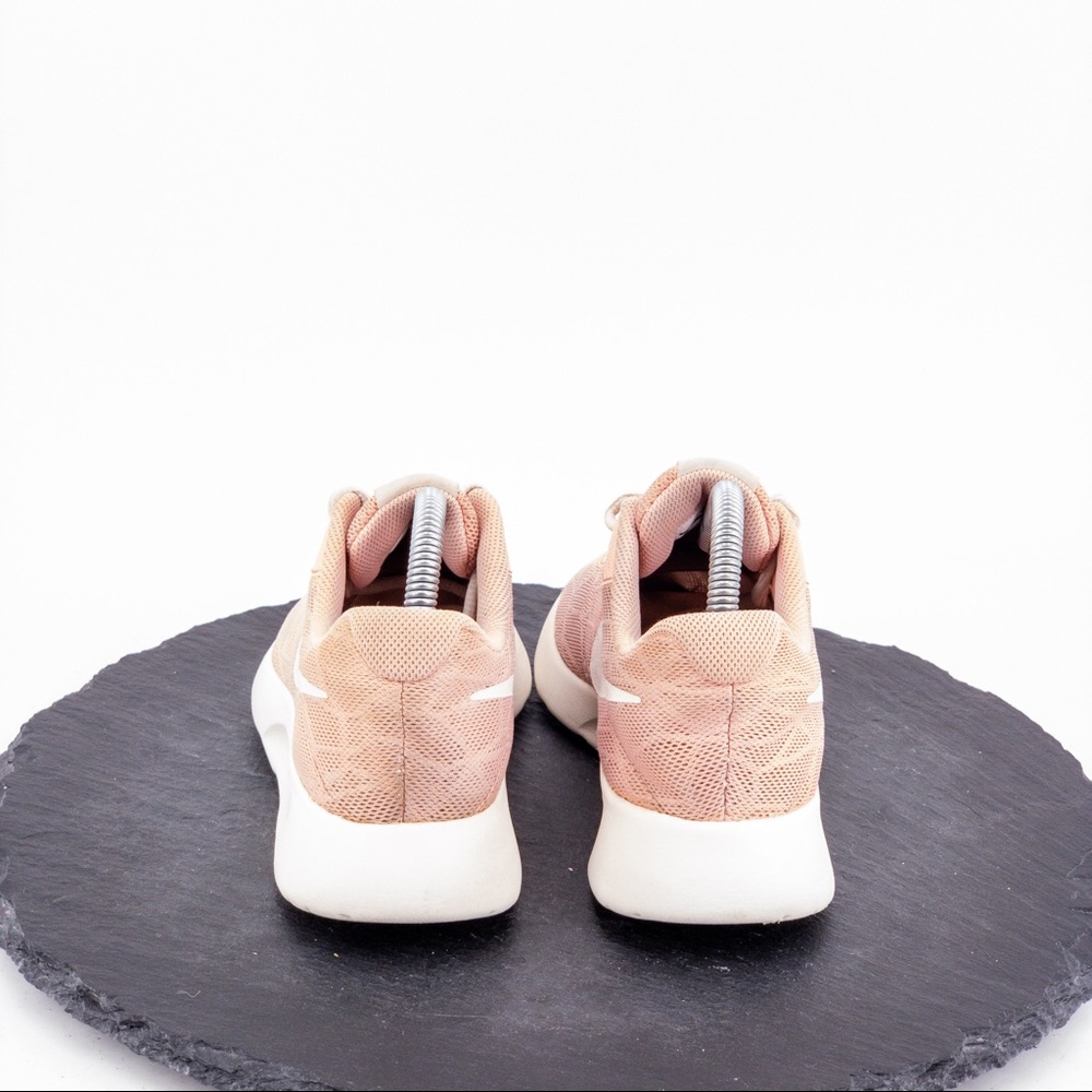 Nike Tanjun SE Womens Shoes Size 8 - Picture 4 of 8